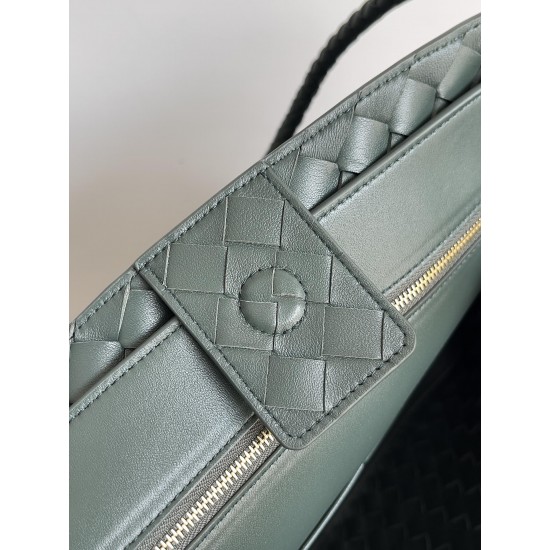 BV Bags Top Quality ANDIAMO 743575