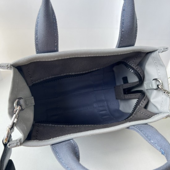 MJ Tote Full leather size: 41 * 34 * 15cm $140 Full leather medium size: 33 * 28 * 13cm $120 Full leather small size: 26 × 20 × 13cm $100 Fabric Large Size: 41 * 34 * 15cm $100 Medium size of fabric: 33 * 28 * 13cm $90 Fabric small size: 26 × 20 × 13cm $8