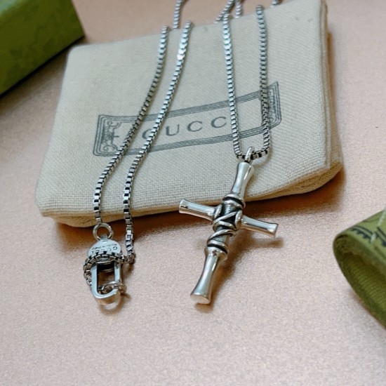 Gucci Jewelry Necklace