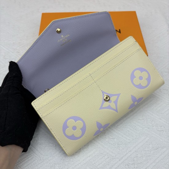 LV Bags High Quality Flip Wallet
