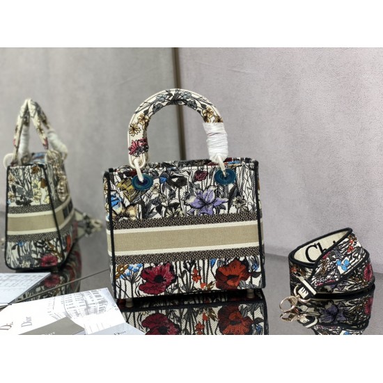 Dior Bags Top Quality
Five Grid