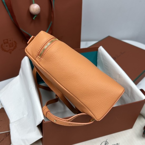 LP Bags Top Quality Size: 23 × 8 × 22cm