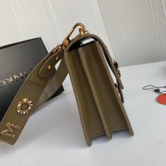 Pinko Bags Top Quality
27*17*8cm