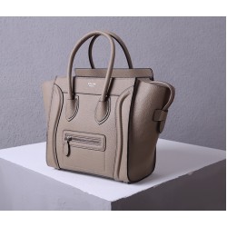 Celine Bags Top Quality 
Small size 20 * 20 * 8cm
Medium size 26 * 26 * 13cm
Large size 30 * 30 * 15cm