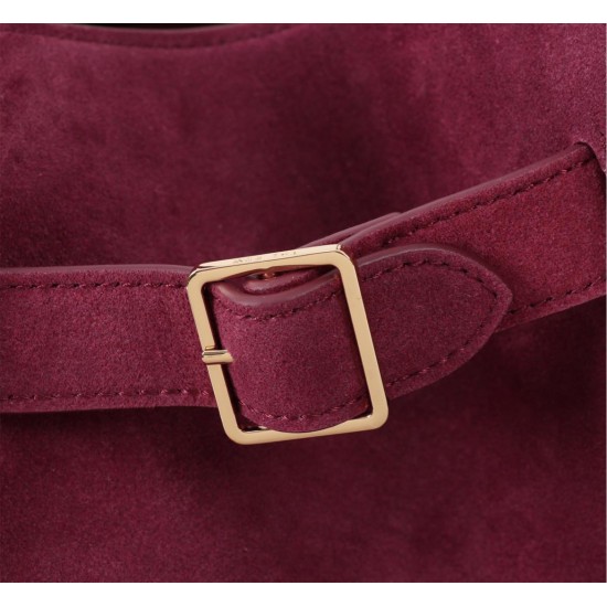 The Row Bags Top Quality
Small:26.20.18
Big:38.26.23