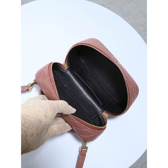 YSL Bags Top Quality
18×11×6.5 cm