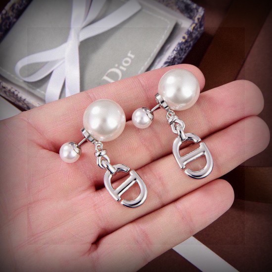 Dior Jewelry Earrings