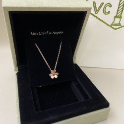 Van Cleef Jewelry High Quality