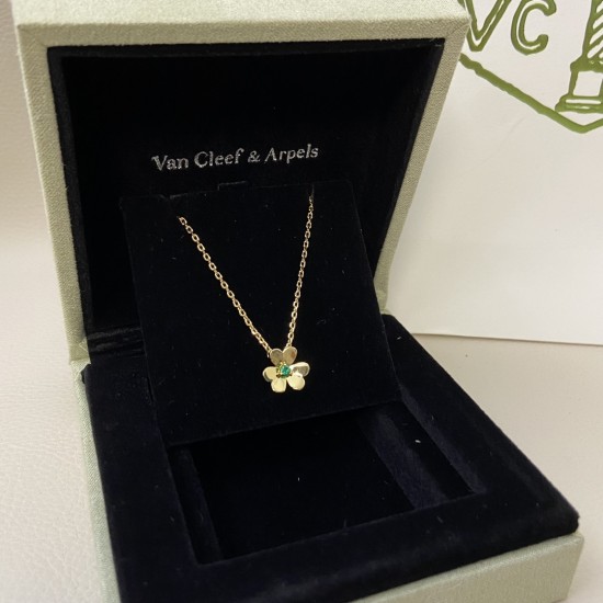 Van Cleef Jewelry High Quality