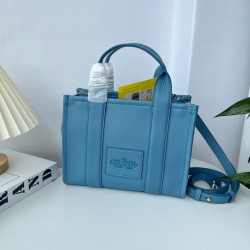 MJ Tote Full leather size: 41 * 34 * 15cm $140 Full leather medium size: 33 * 28 * 13cm $120 Full leather small size: 26 × 20 × 13cm $100 Fabric Large Size: 41 * 34 * 15cm $100 Medium size of fabric: 33 * 28 * 13cm $90 Fabric small size: 26 × 20 × 13cm $8