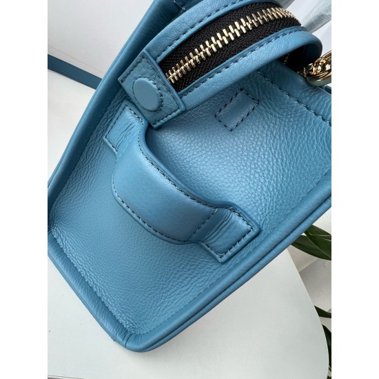 MJ Tote Full leather size: 41 * 34 * 15cm $140 Full leather medium size: 33 * 28 * 13cm $120 Full leather small size: 26 × 20 × 13cm $100 Fabric Large Size: 41 * 34 * 15cm $100 Medium size of fabric: 33 * 28 * 13cm $90 Fabric small size: 26 × 20 × 13cm $8