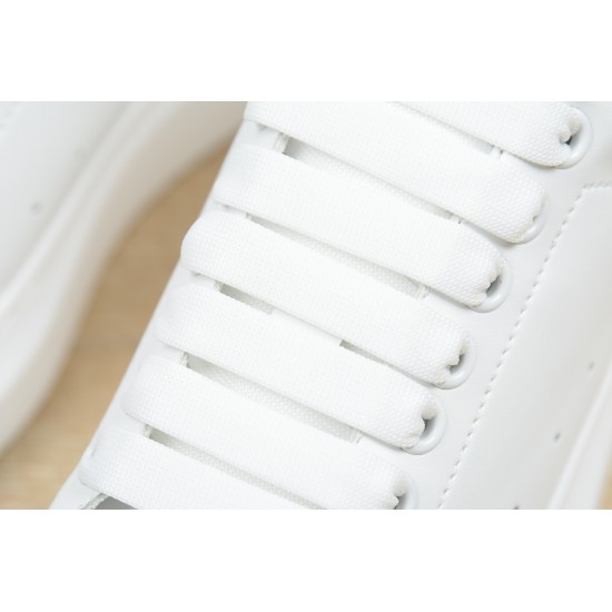 McQueen Shoes High Quality
women 35-40 

men 39-44