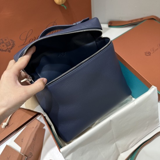 LP Bags Top Quality Size: 23 × 8 × 22cm