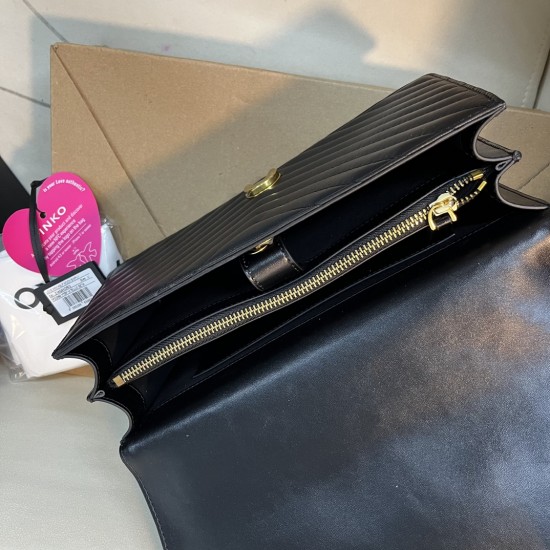 Pinko Bags Top Quality
27*17*8cm