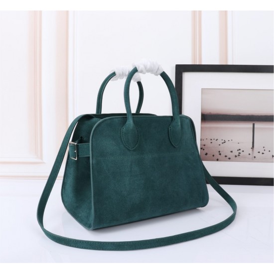 The Row Bags Top Quality
Small:26.20.18
Big:38.26.23