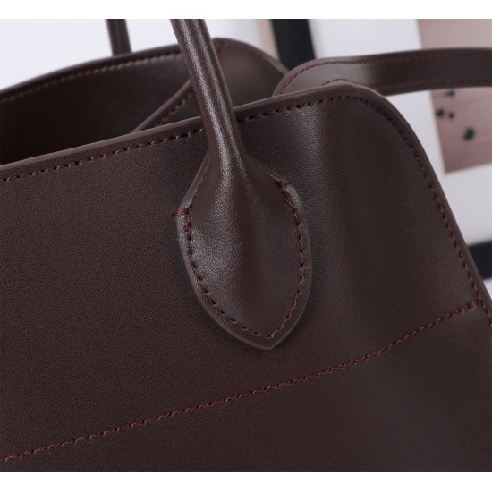 The Row Bags Top Quality
Small:26.20.18
Big:38.26.23