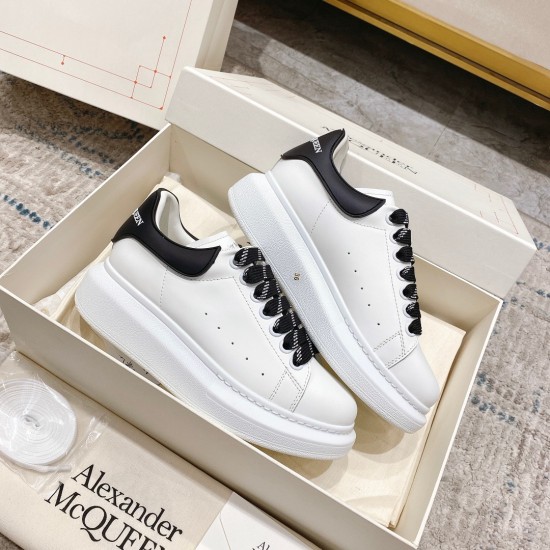 McQueen Shoes High Quality
women 35-40 

men 39-44