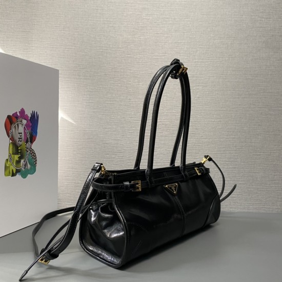 Prada Bags Top Quality
32x15.5x12cm