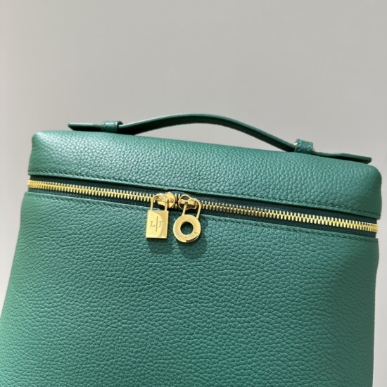 LP Bags Top Quality Size: 23 × 8 × 22cm