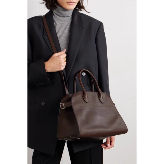 The Row Bags Top Quality
Small:26.20.18
Big:38.26.23