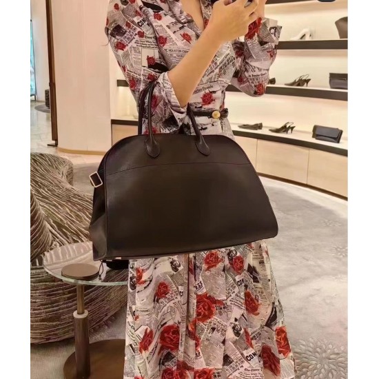 The Row Bags Top Quality
Small:26.20.18
Big:38.26.23