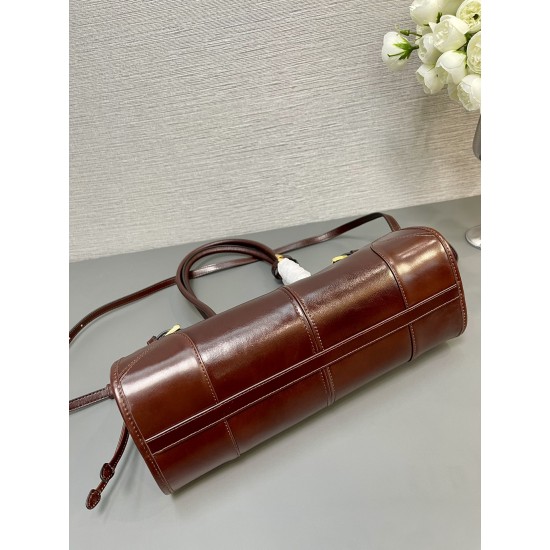 Prada Bags Top Quality
32x15.5x12cm