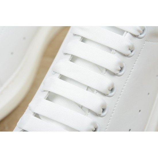 McQueen Shoes High Quality
women 35-40 

men 39-44