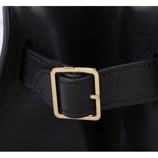 The Row Bags Top Quality
Small:26.20.18
Big:38.26.23