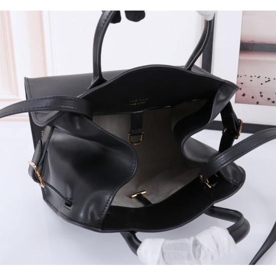 The Row Bags Top Quality
Small:26.20.18
Big:38.26.23