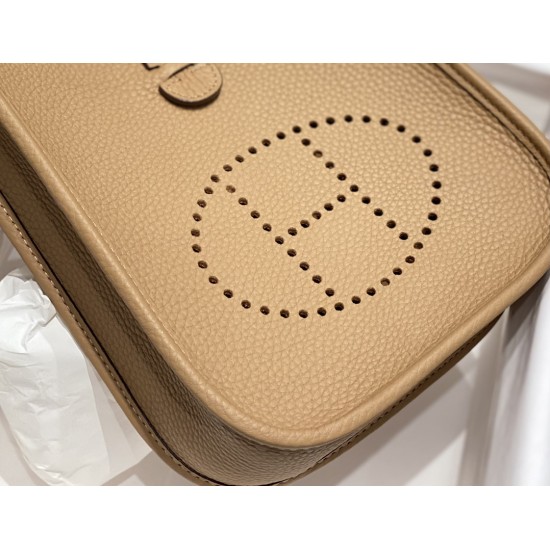 Hermes Bags Top Quality Evelyne 17cm
