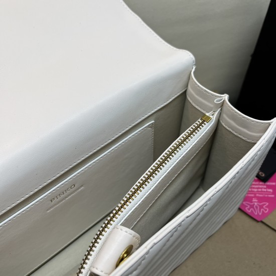 Pinko Bags Top Quality
27*17*8cm