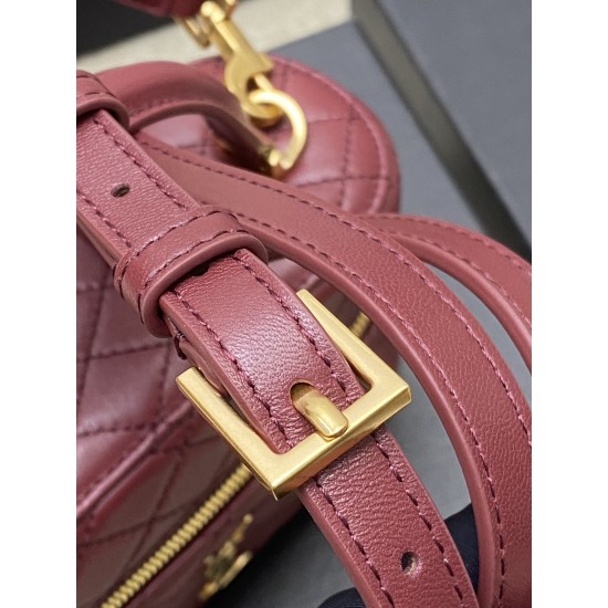 YSL Bags Top Quality
18×11×6.5 cm