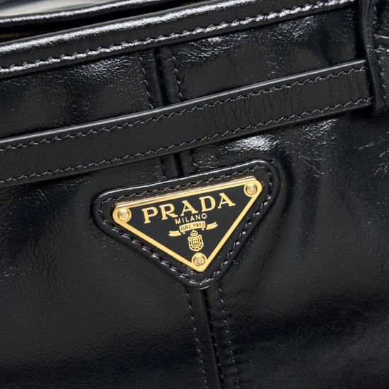 Prada Bags Top Quality
32x15.5x12cm