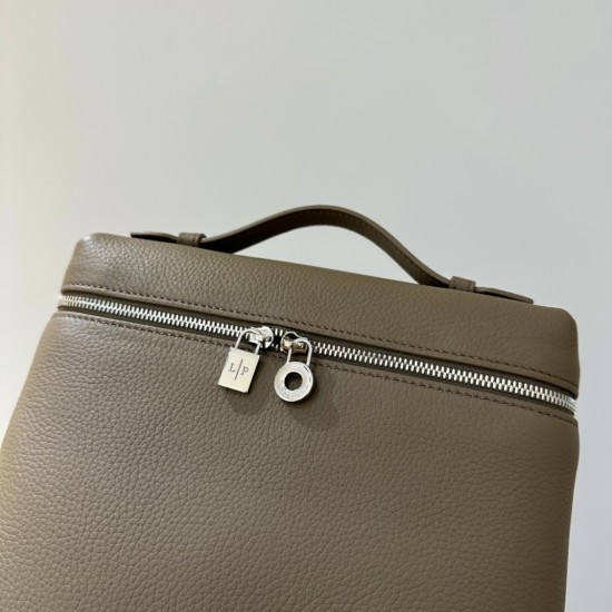 LP Bags Top Quality Size: 23 × 8 × 22cm