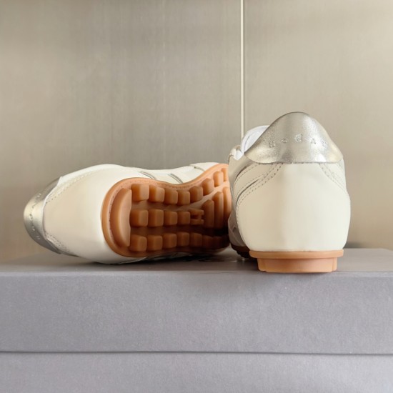 Hogan Shoes Top Quality
35-45 men and women same