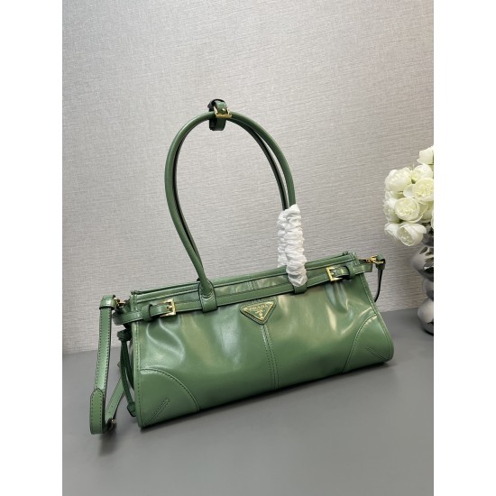Prada Bags Top Quality
32x15.5x12cm