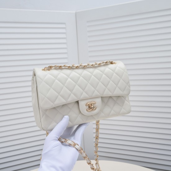 Chanel 1112