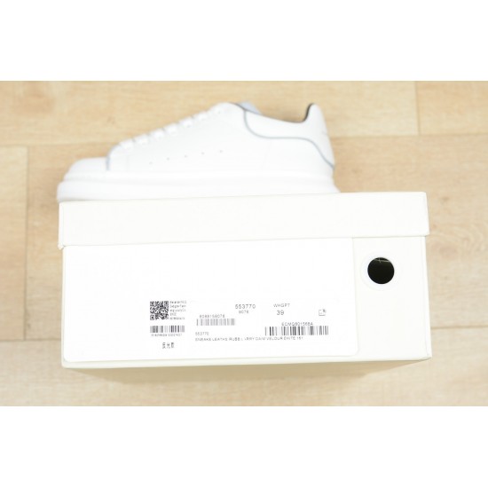 McQueen Shoes High Quality
women 35-40 

men 39-44