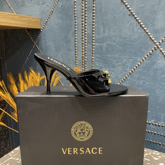 Versace Shoes Fashion shoes
 Top Quality