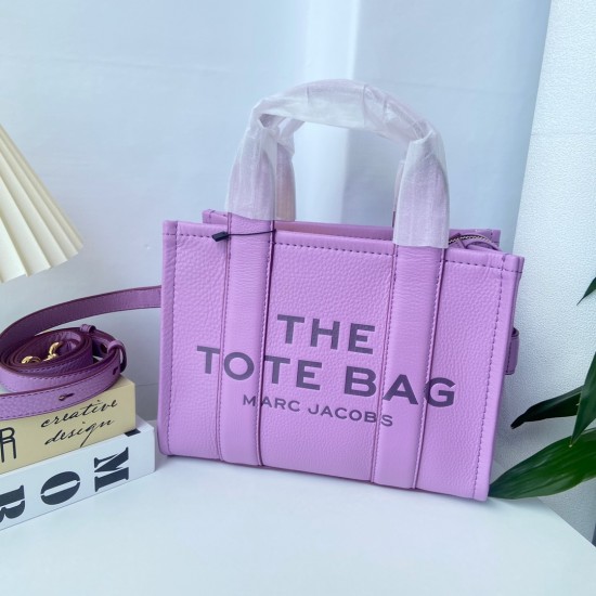 MJ Tote Full leather size: 41 * 34 * 15cm $140 Full leather medium size: 33 * 28 * 13cm $120 Full leather small size: 26 × 20 × 13cm $100 Fabric Large Size: 41 * 34 * 15cm $100 Medium size of fabric: 33 * 28 * 13cm $90 Fabric small size: 26 × 20 × 13cm $8