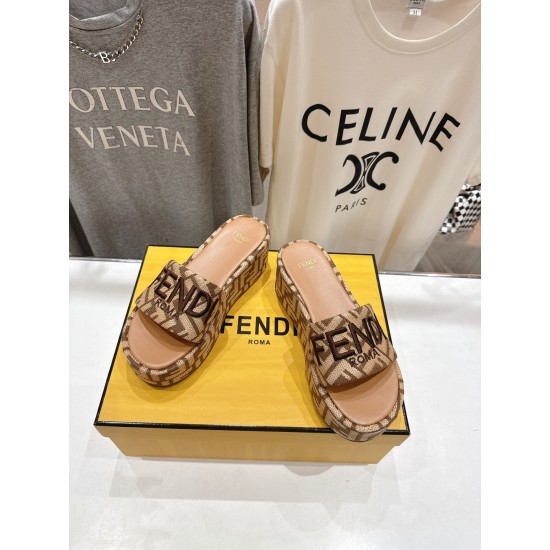 Fendi Shoes Top Quality