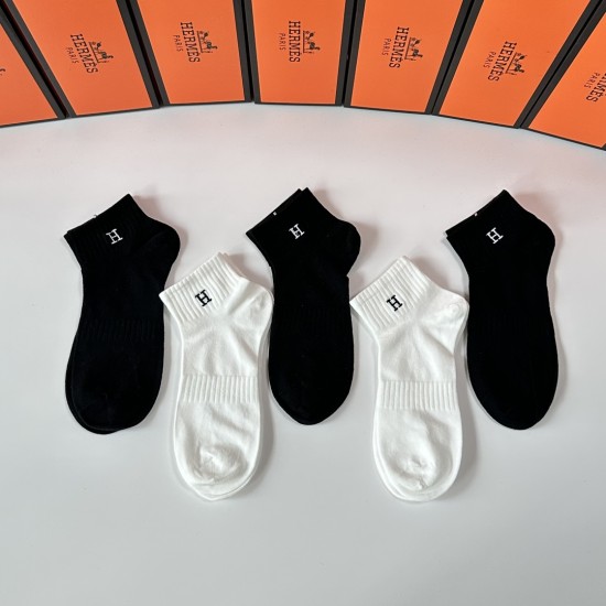 Hermes Socks