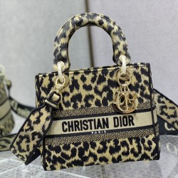 Dior Bags Top Quality
Five Grid