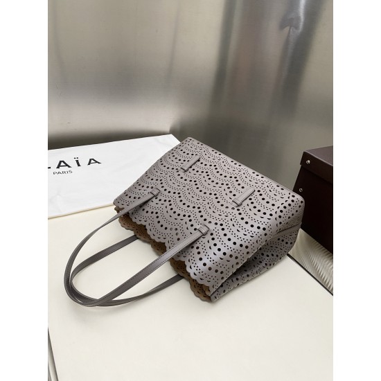 Alaia Bags Collection Top Quality
