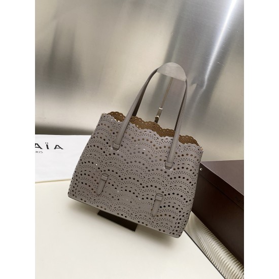 Alaia Bags Collection Top Quality
