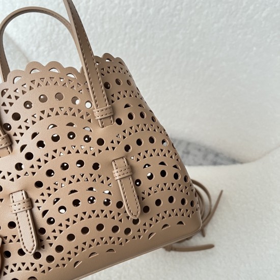 Alaia Bags Collection Top Quality
