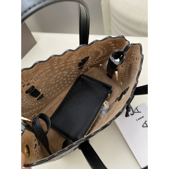 Alaia Bags Collection Top Quality
