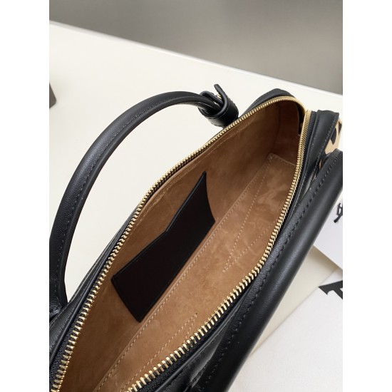 Alaia Bags Collection Top Quality
