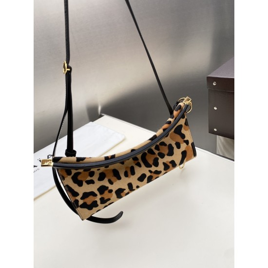 Alaia Bags Collection Top Quality
