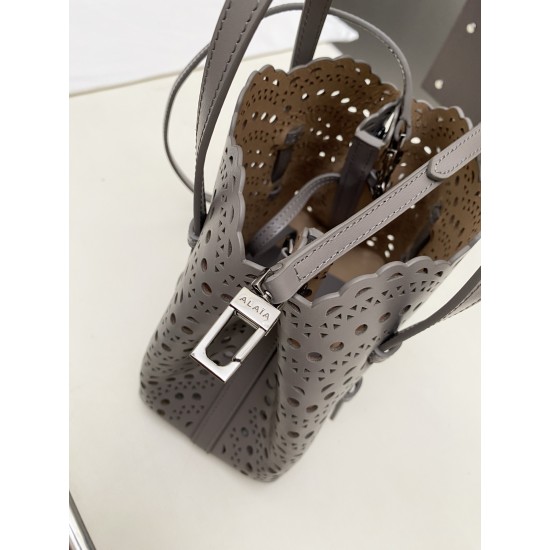 Alaia Bags Collection Top Quality
